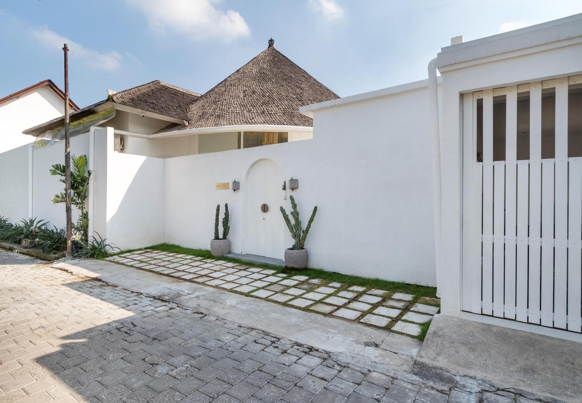 Villa Weiss Berawa Чангу Экстерьер фото
